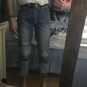 Split denim jeans 🤩